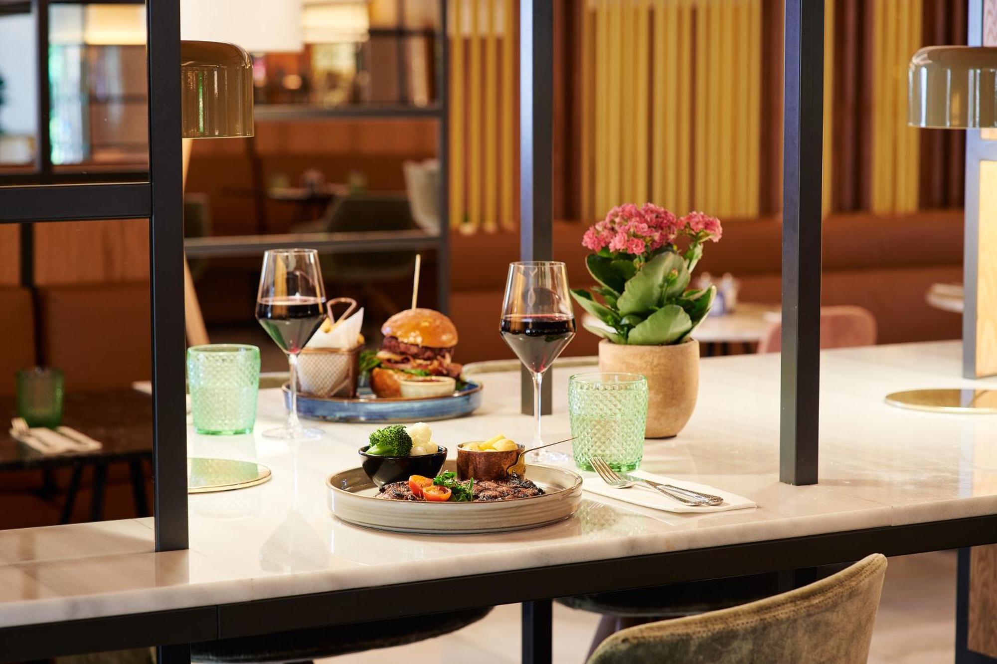 The Level At Melia White House Hotel London Bagian luar foto